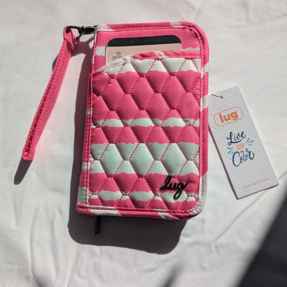 Lug Quilted Pink and White Tandem Wristlet